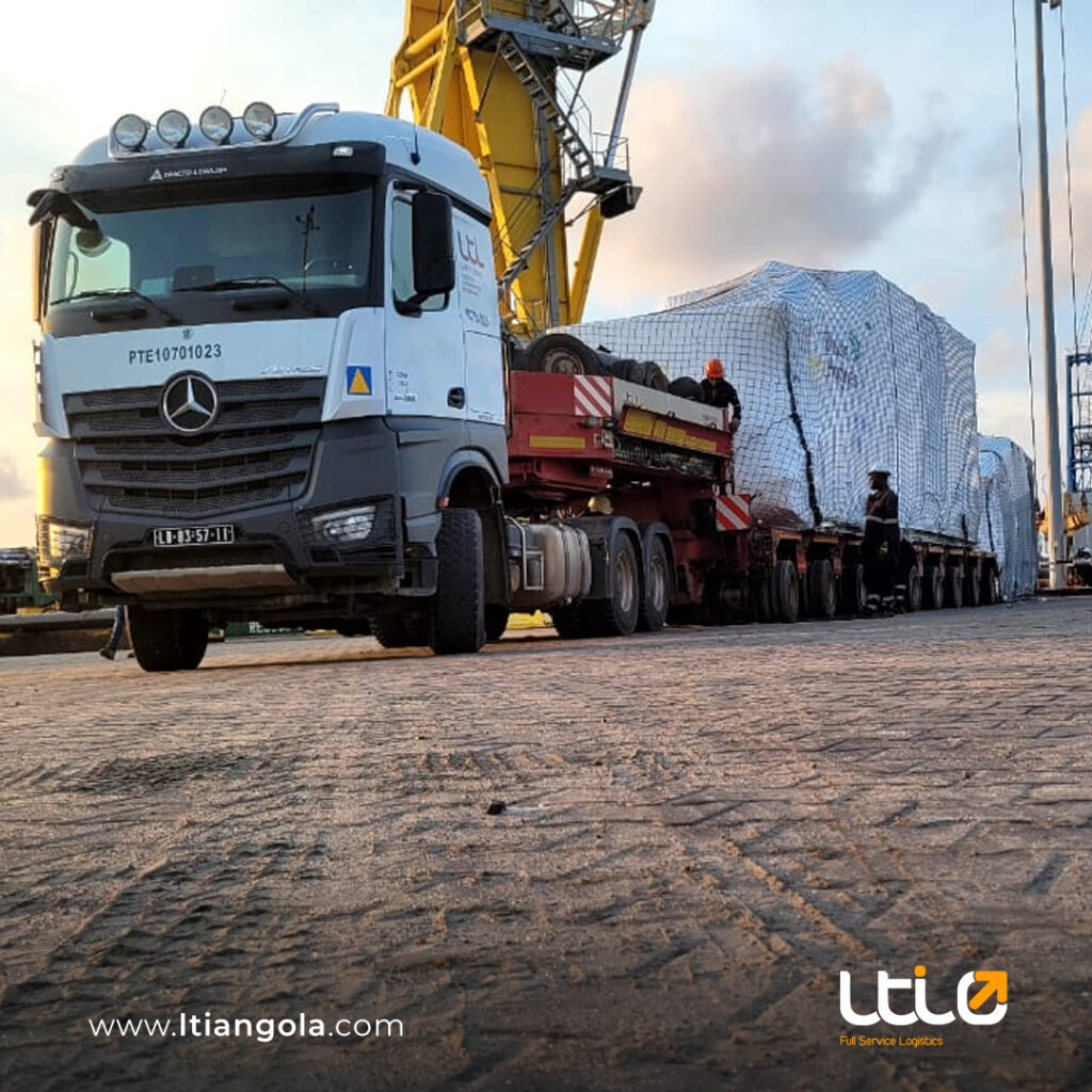 LTI - Transporte de equipamentos para refinaria
